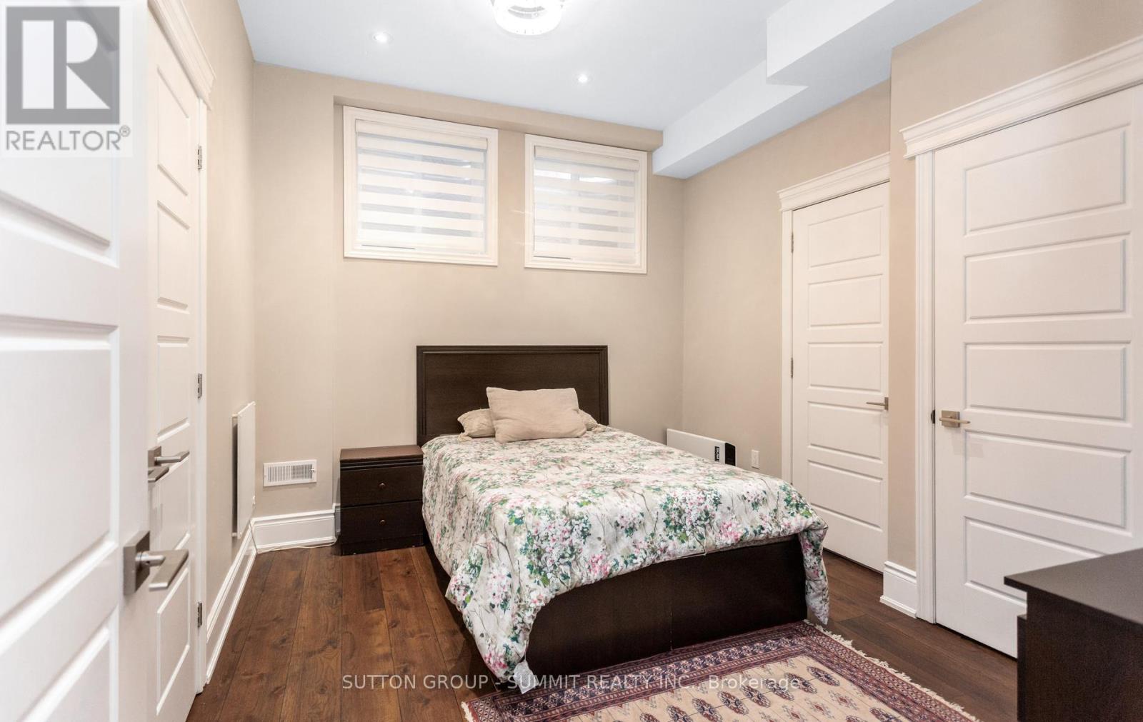 121 Ringwood Road, Oakville, Ontario  L6H 1K3 - Photo 45 - W13159930
