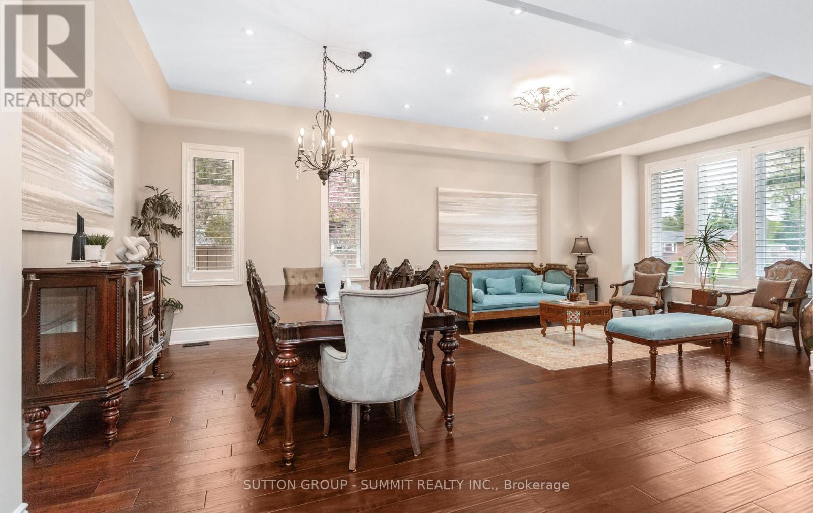 121 Ringwood Road, Oakville, Ontario  L6H 1K3 - Photo 8 - W13159930