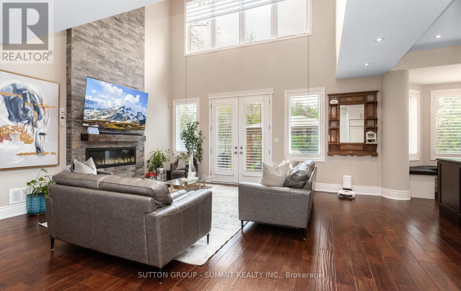 121 Ringwood Road, Oakville, Ontario  L6H 1K3 - Photo 9 - W13159930