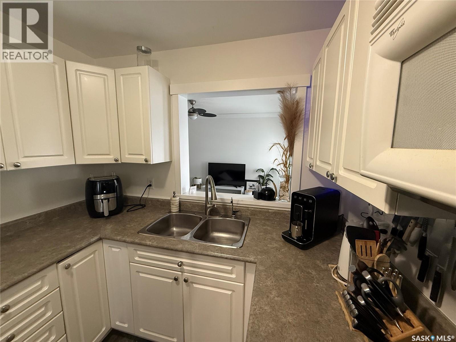 804 6th Street W, Nipawin, Saskatchewan  S0E 1E0 - Photo 21 - SK033428