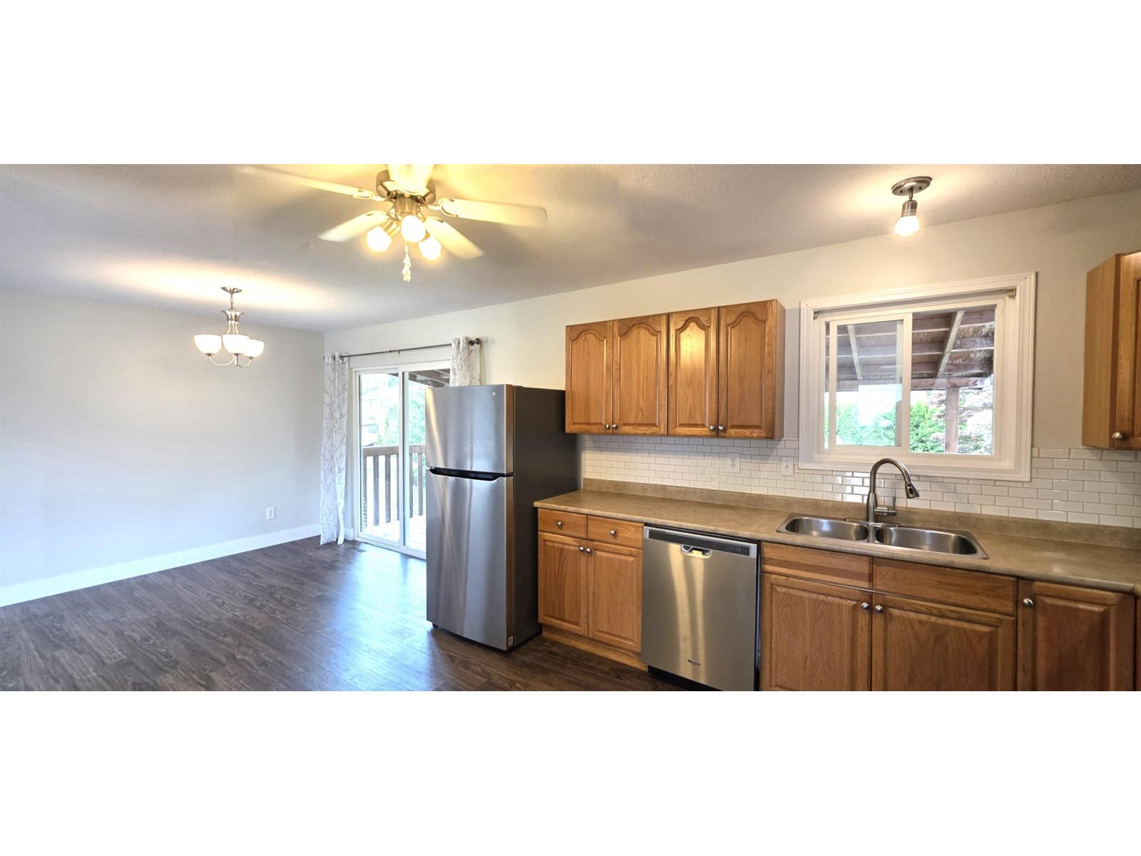 5635 Tyson Road, Sardis South, Chilliwack, British Columbia  V2R 2K6 - Photo 3 - R3126339