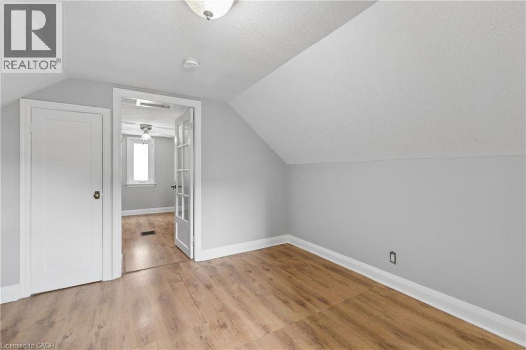 680 Frederick Street, Kitchener, Ontario  N2B 2B2 - Photo 15 - 40831952