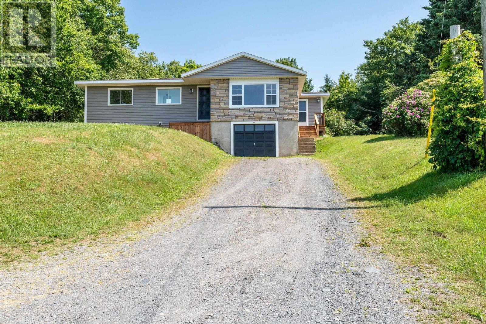 172 Highway 1, Smiths Cove, Nova Scotia  B0S 1S0 - Photo 1 - 202605914