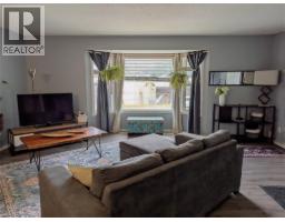 710 Ivy Street, Castlegar, British Columbia