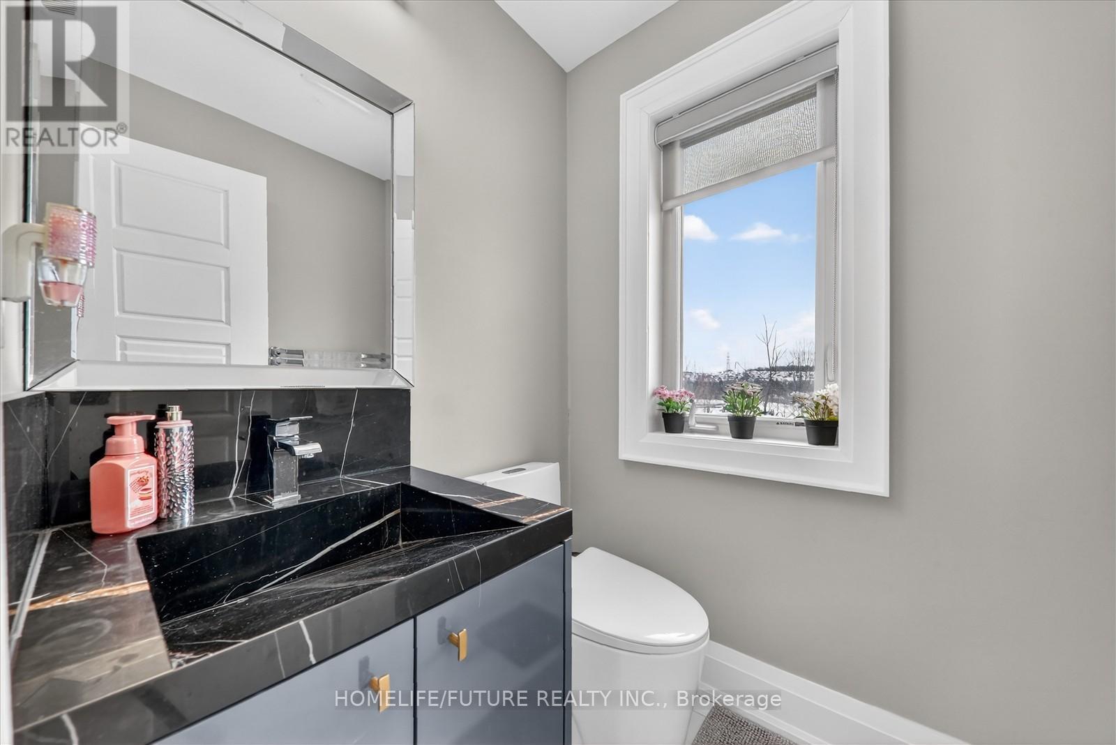130 Tango Crescent, Newmarket, Ontario  L3X 0K4 - Photo 5 - N13153818