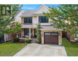 882 MCDUFFE CRESCENT, Milton, Ontario