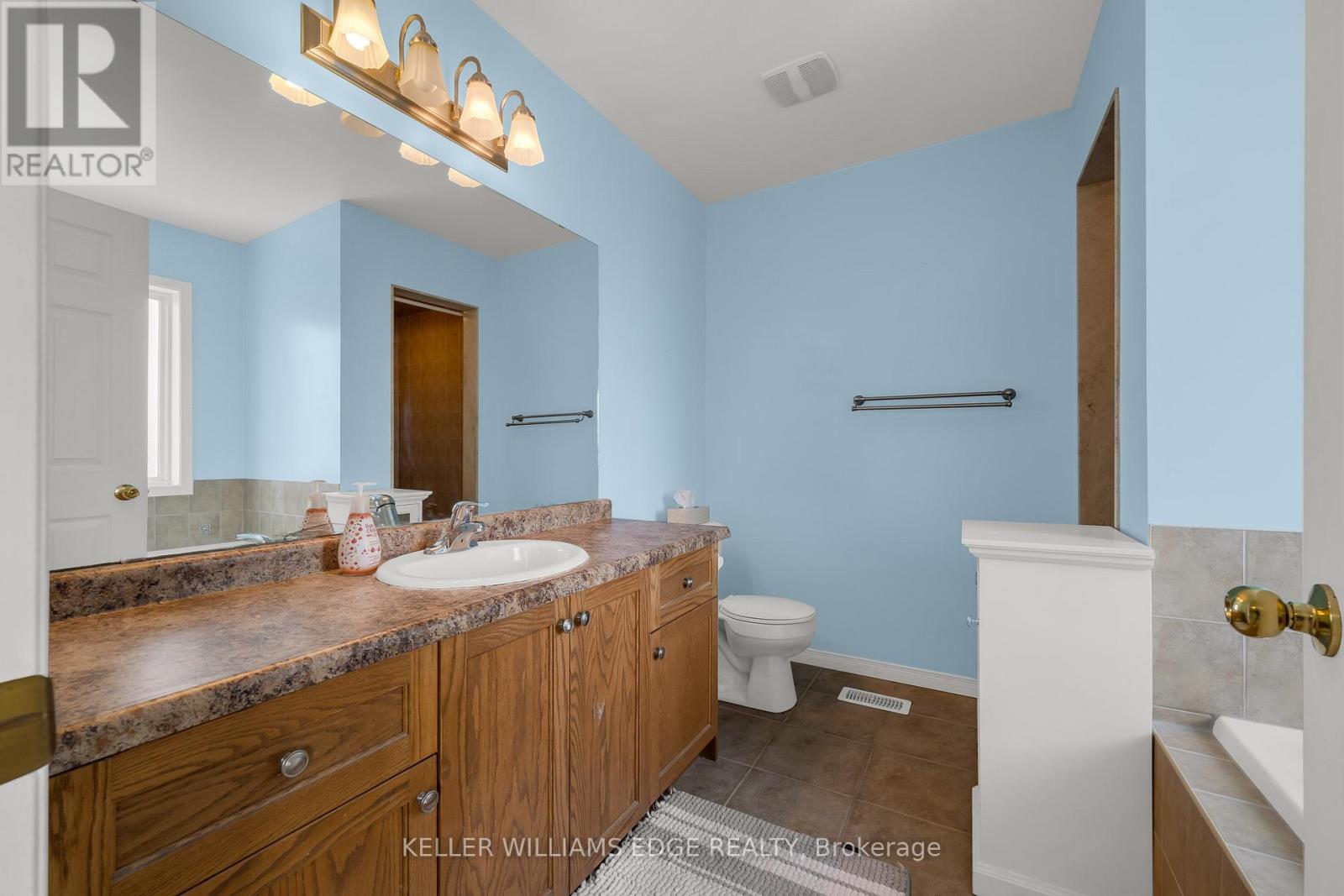 76 Cedarville Drive, Hamilton, Ontario  L8J 0A4 - Photo 8 - X13159908