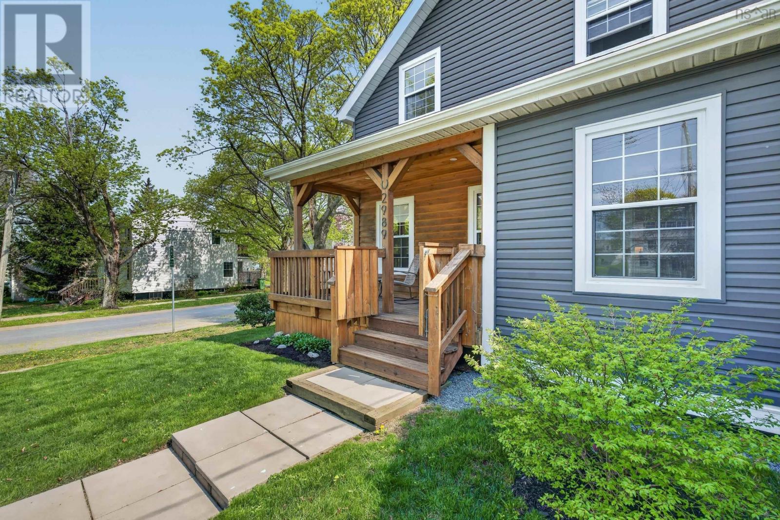 2989 Connaught Avenue, Halifax, Nova Scotia  B3L 3A5 - Photo 1 - 202611760