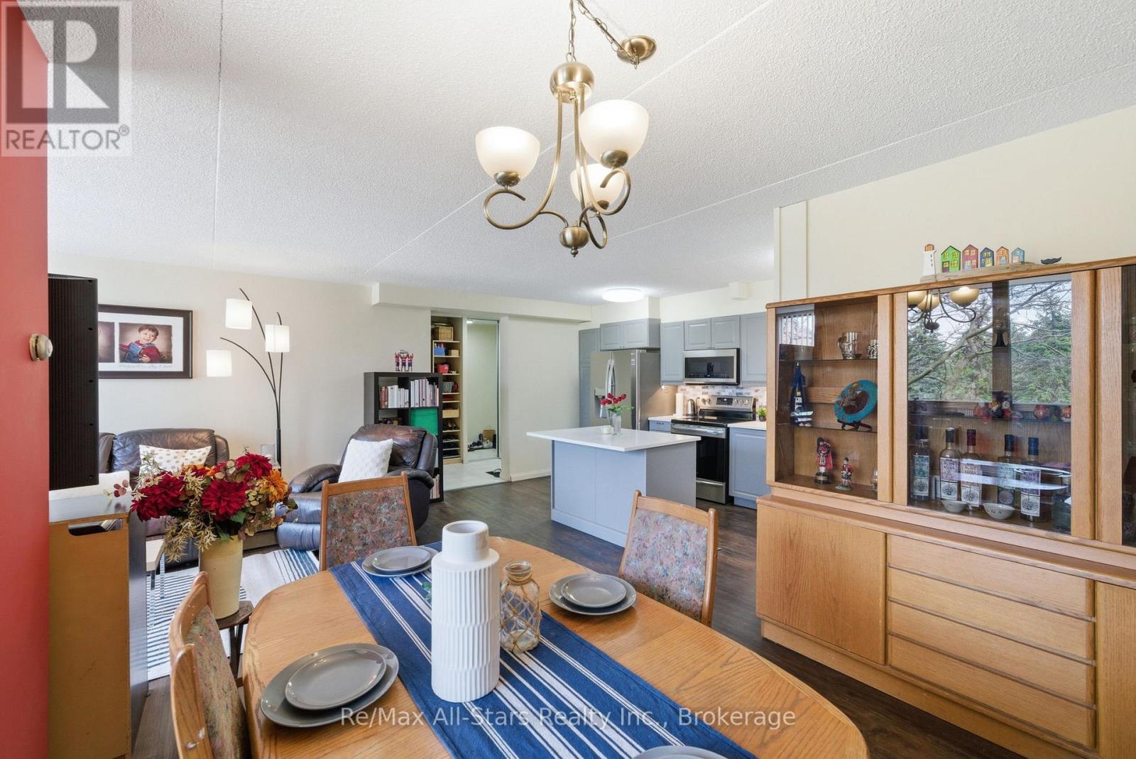 301 - 1540 Pickering Parkway, Pickering (Town Centre), Ontario  L1V 3V9 - Photo 11 - E13160078