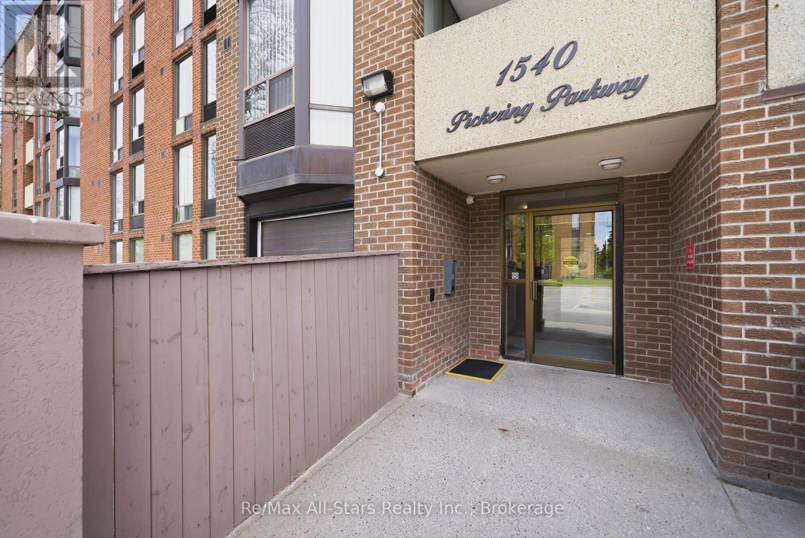 301 - 1540 Pickering Parkway, Pickering (Town Centre), Ontario  L1V 3V9 - Photo 4 - E13160078