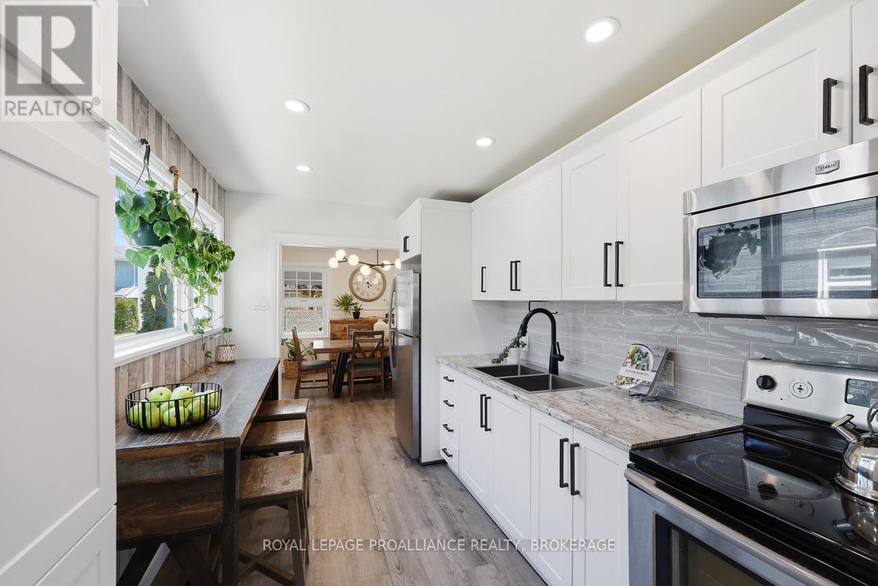 98 Carleton Street, Kingston, Ontario  K7K 4G1 - Photo 18 - X13160014