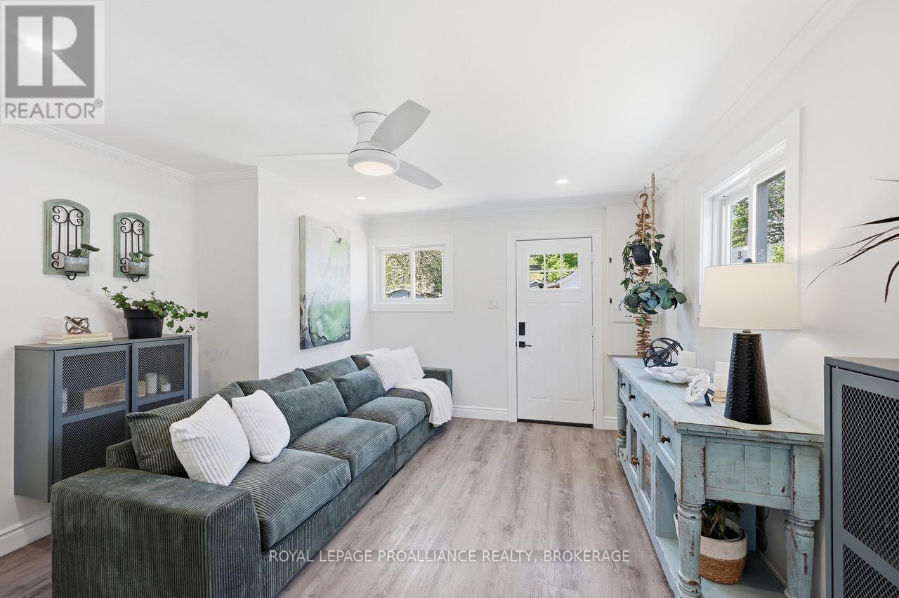 98 Carleton Street, Kingston, Ontario  K7K 4G1 - Photo 19 - X13160014