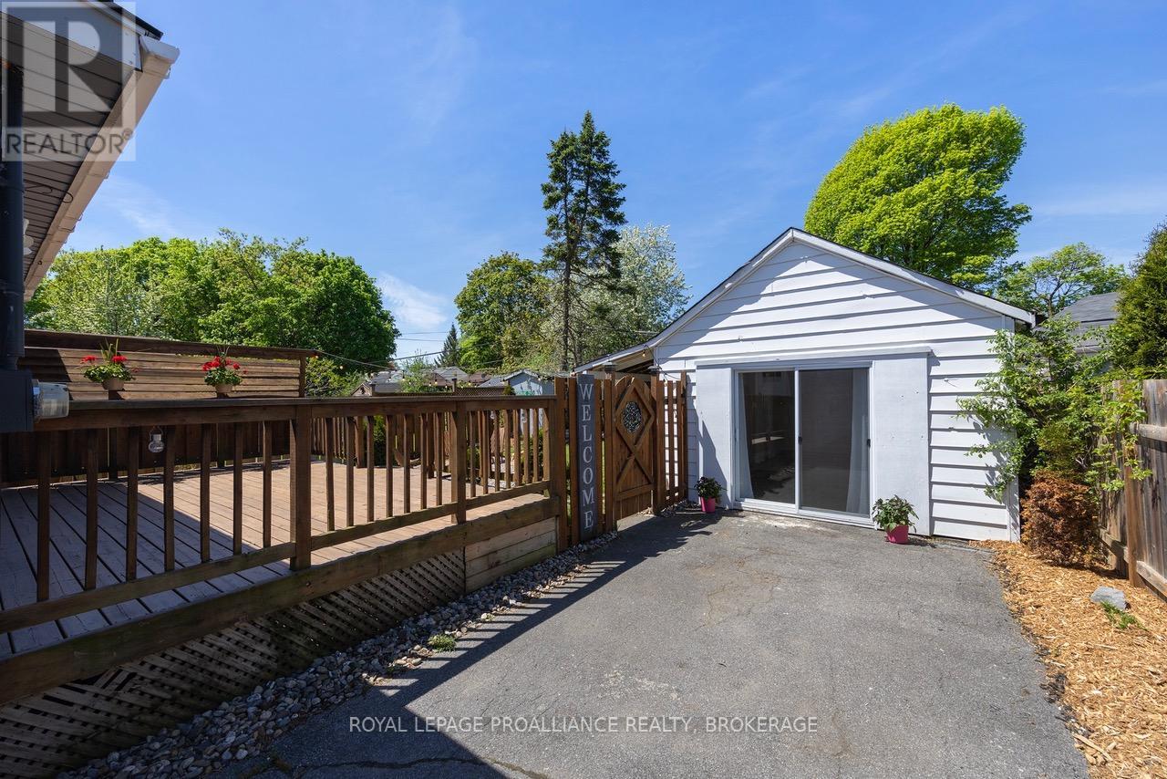 98 Carleton Street, Kingston, Ontario  K7K 4G1 - Photo 35 - X13160014