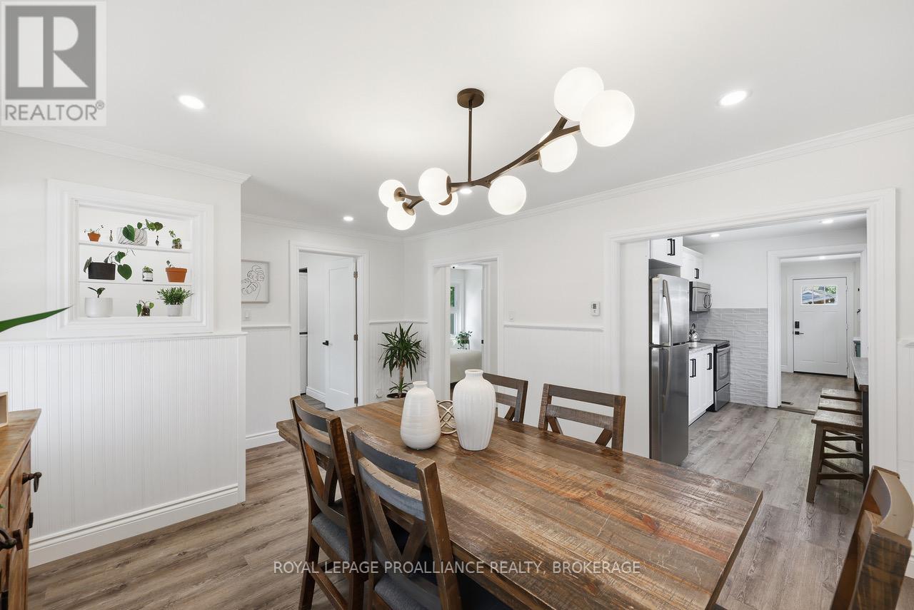 98 Carleton Street, Kingston, Ontario  K7K 4G1 - Photo 5 - X13160014