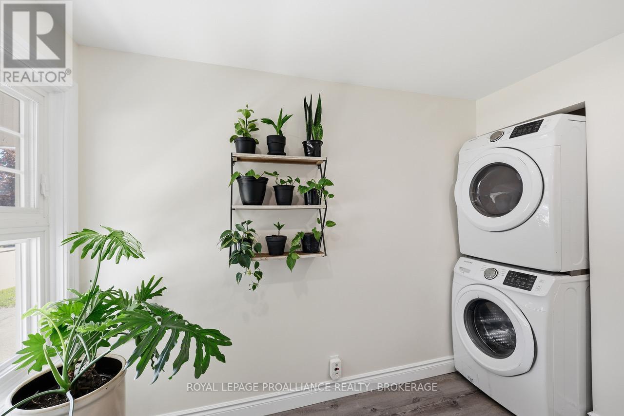 98 Carleton Street, Kingston, Ontario  K7K 4G1 - Photo 8 - X13160014