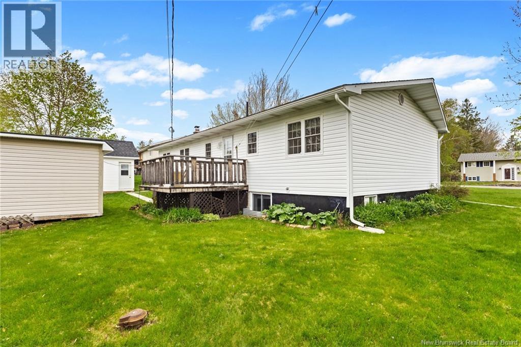 114 Confederation Ave, New Maryland, New Brunswick  E3C 1E6 - Photo 37 - NB139890