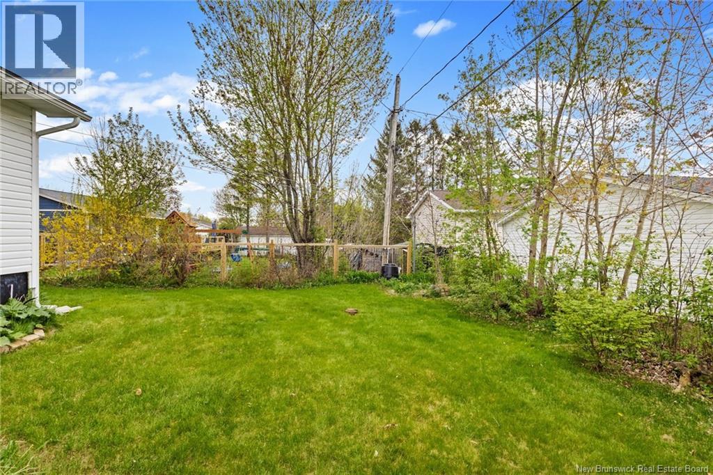 114 Confederation Ave, New Maryland, New Brunswick  E3C 1E6 - Photo 38 - NB139890