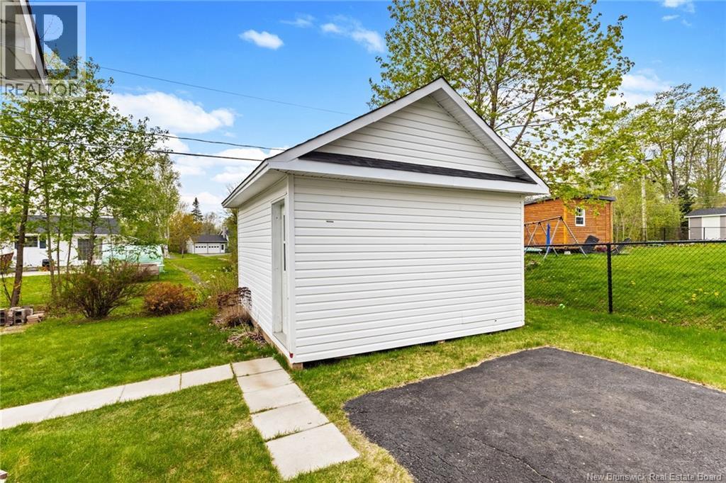 114 Confederation Ave, New Maryland, New Brunswick  E3C 1E6 - Photo 35 - NB139890