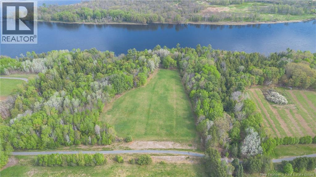 3175a Woodstock Road, Fredericton, New Brunswick  E3C 1R2 - Photo 6 - NB140023