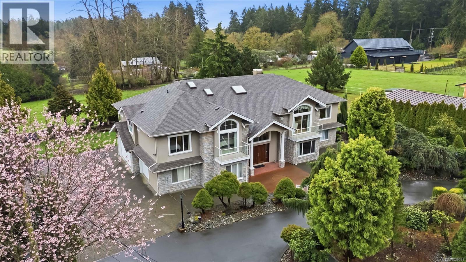 5549 Alderley Rd, Saanich, British Columbia  V8Y 1Y2 - Photo 2 - 1029261