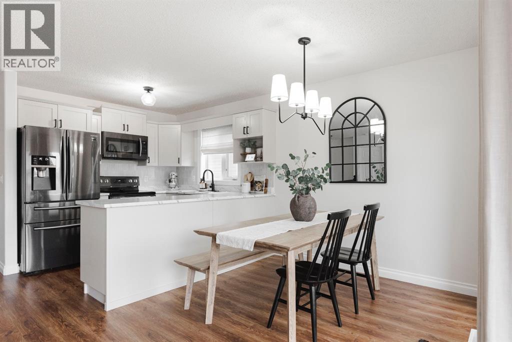 117 Sandulac Street, Fort Mcmurray, Alberta  T9K 2T3 - Photo 11 - A2313736