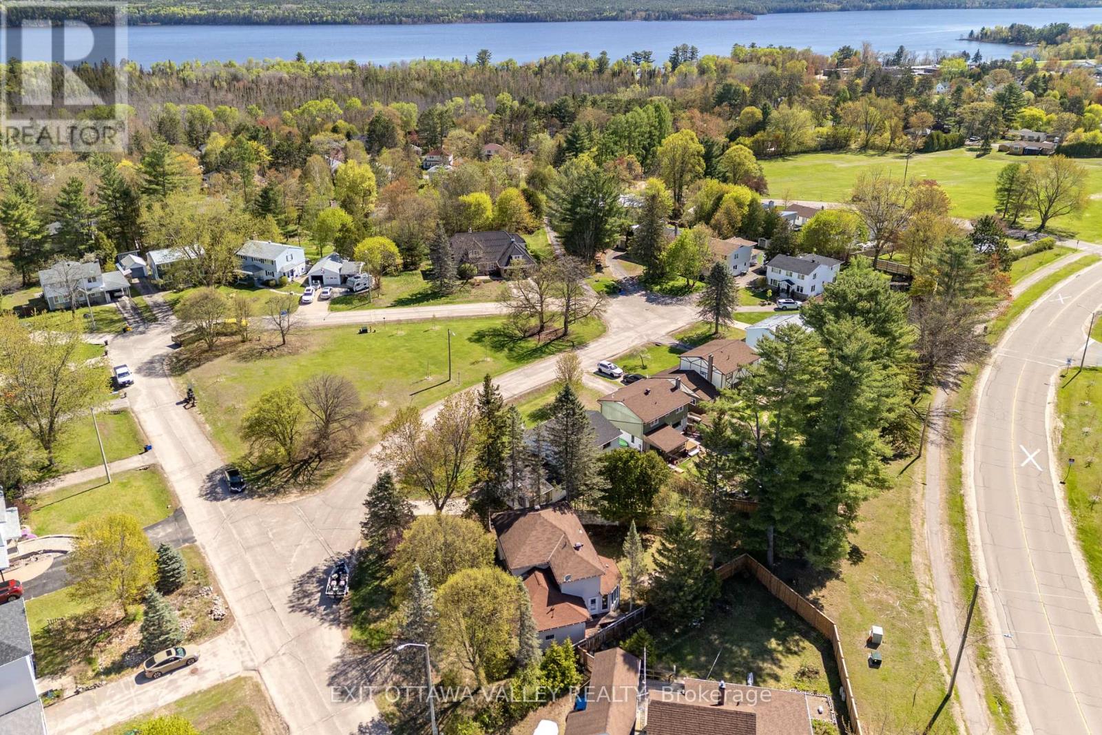 22 Cabot Place, Deep River, Ontario  K0J 1P0 - Photo 41 - X12976266