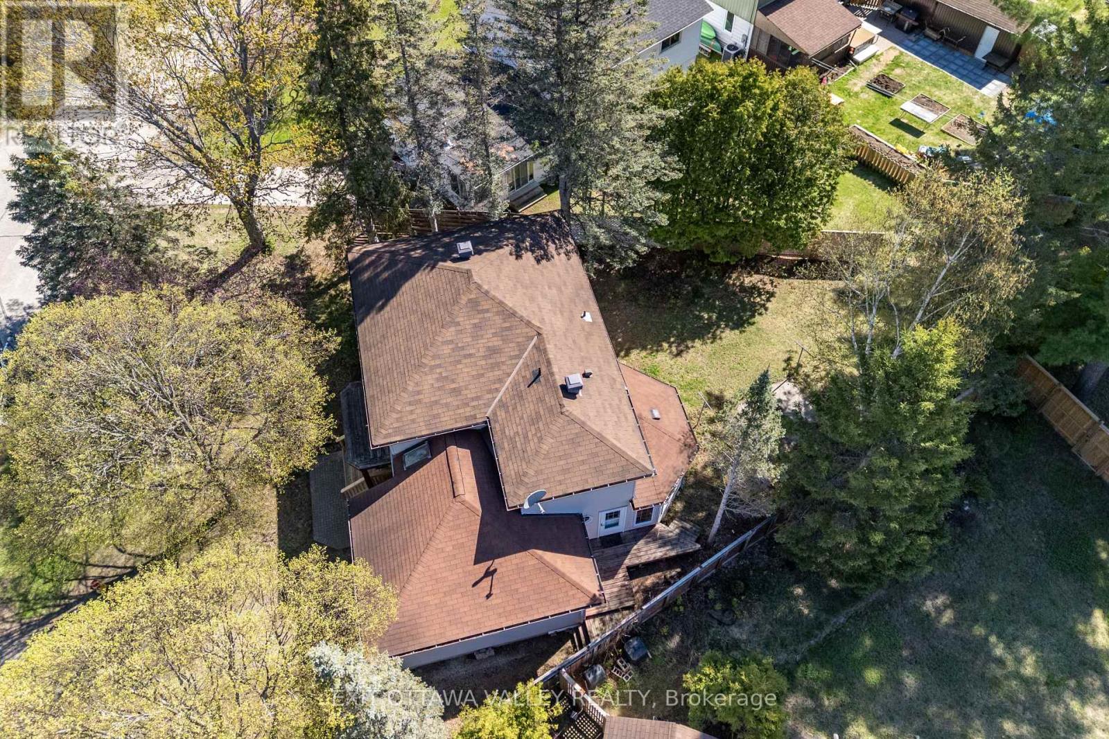 22 Cabot Place, Deep River, Ontario  K0J 1P0 - Photo 43 - X12976266