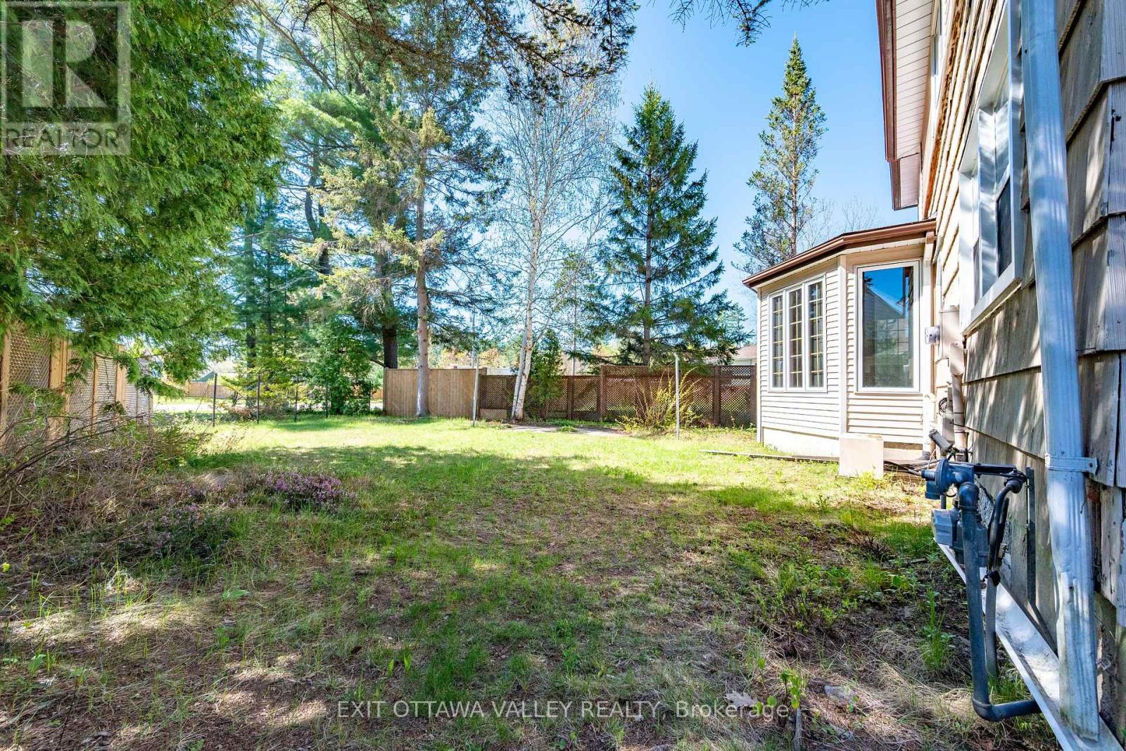 22 Cabot Place, Deep River, Ontario  K0J 1P0 - Photo 38 - X12976266