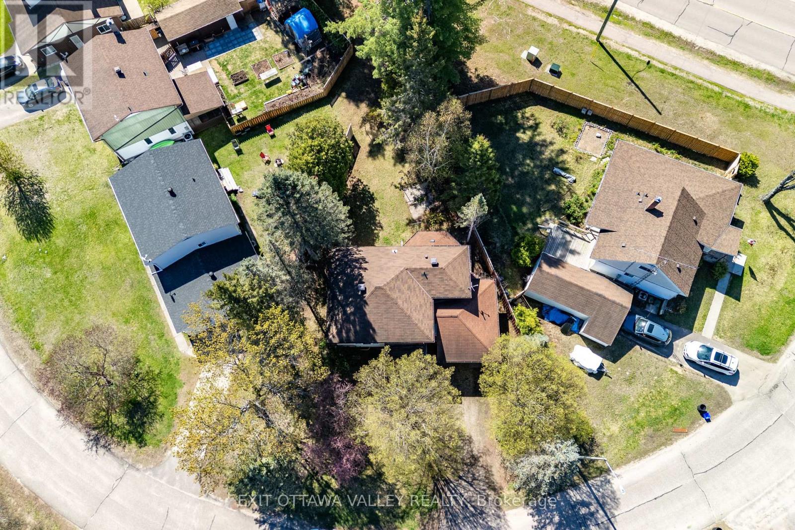22 Cabot Place, Deep River, Ontario  K0J 1P0 - Photo 42 - X12976266