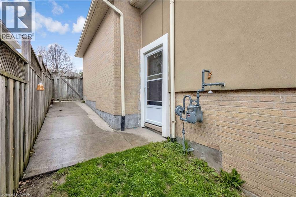 70 Ossington Drive, Hamilton, Ontario  L8W 3S4 - Photo 32 - 40827145