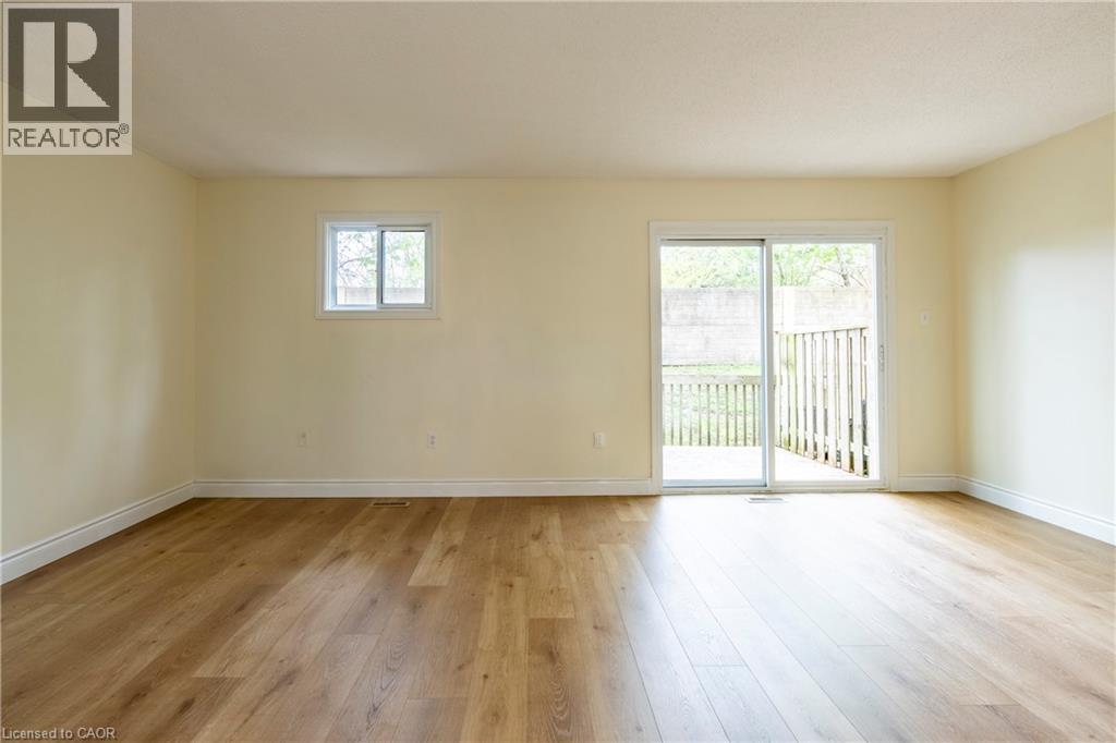 483 N Springbank Avenue N Unit# 24, Woodstock, Ontario  N4T 1R1 - Photo 9 - 40831265