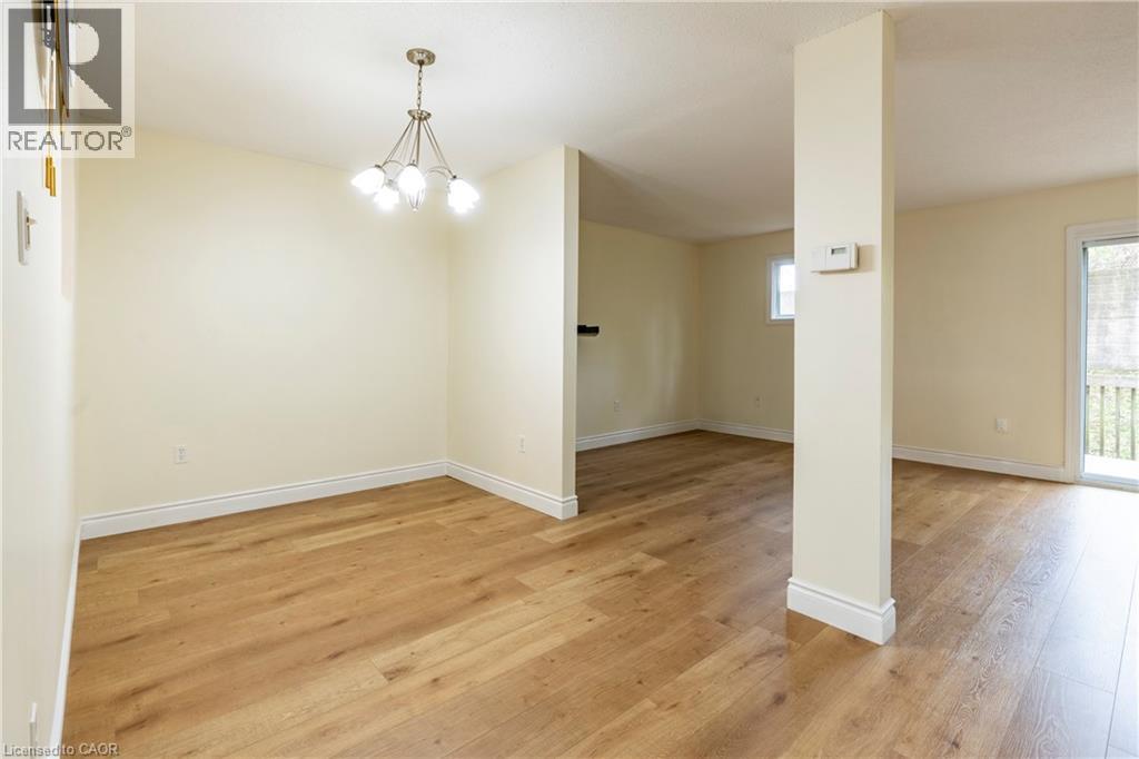 483 N Springbank Avenue N Unit# 24, Woodstock, Ontario  N4T 1R1 - Photo 5 - 40831265