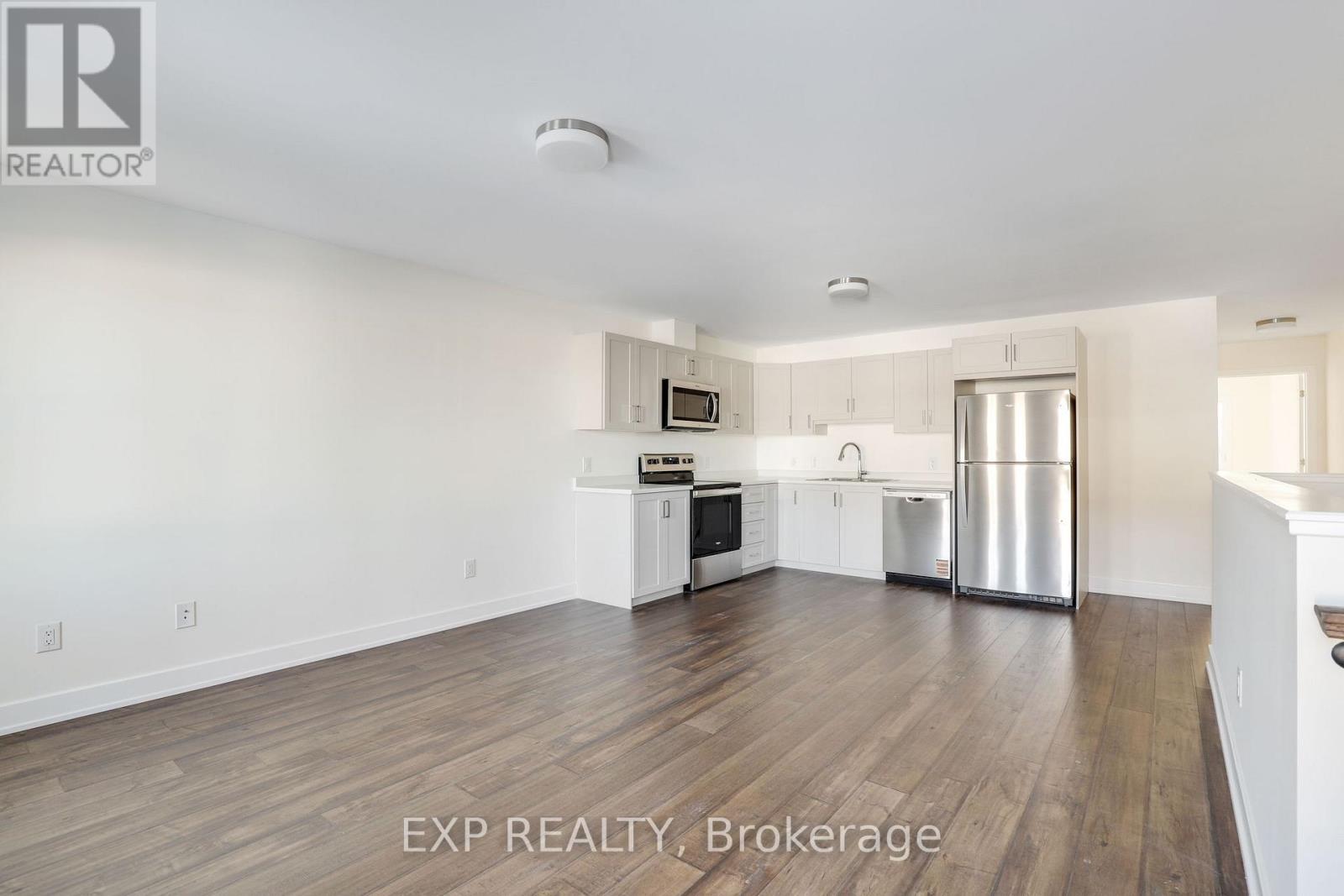 142 Doctor Agnes Craine Drive, Smiths Falls, Ontario  K7A 0A5 - Photo 2 - X13159964