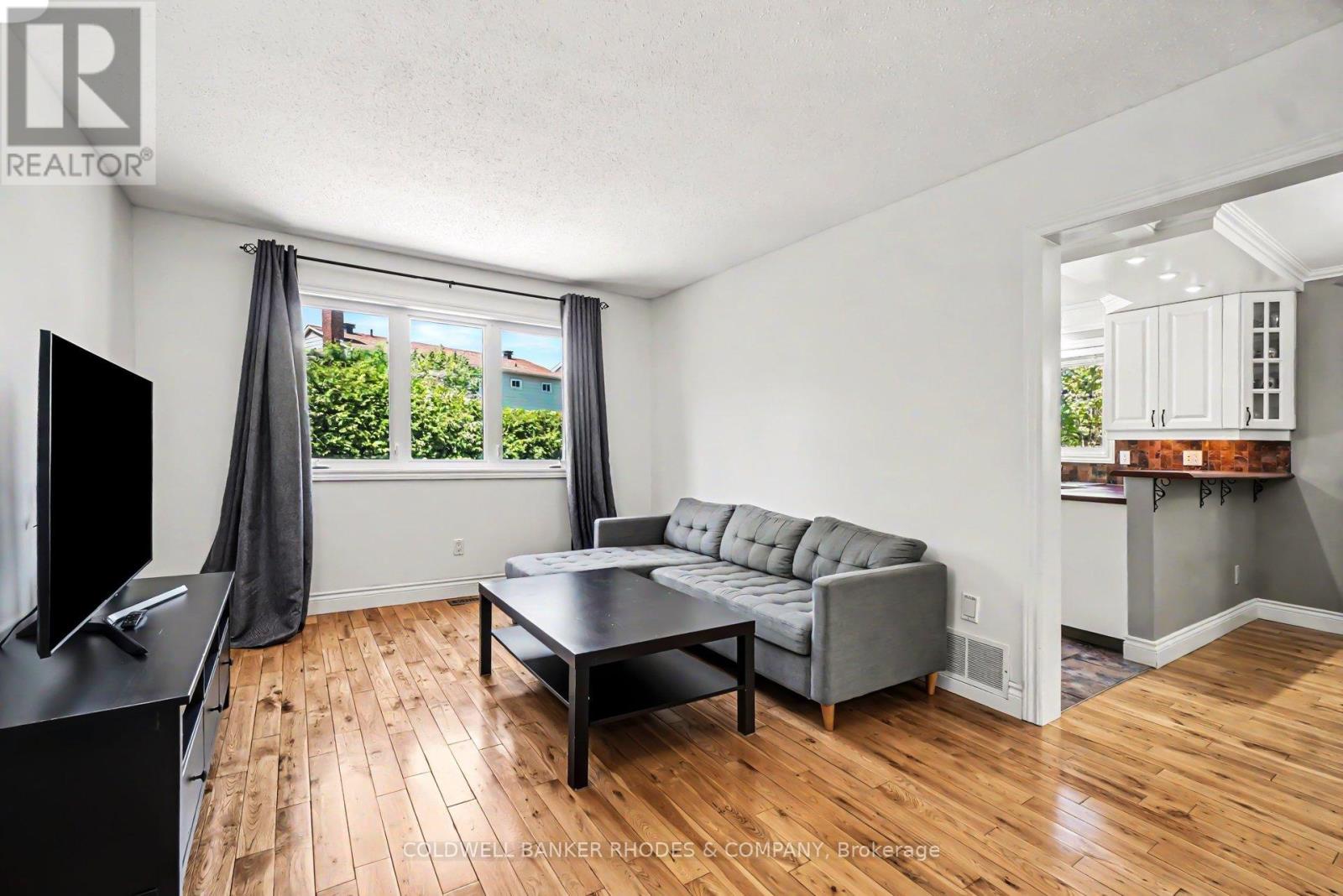 1809 Brousseau Crescent, Ottawa, Ontario  K1C 2Y5 - Photo 7 - X13159980