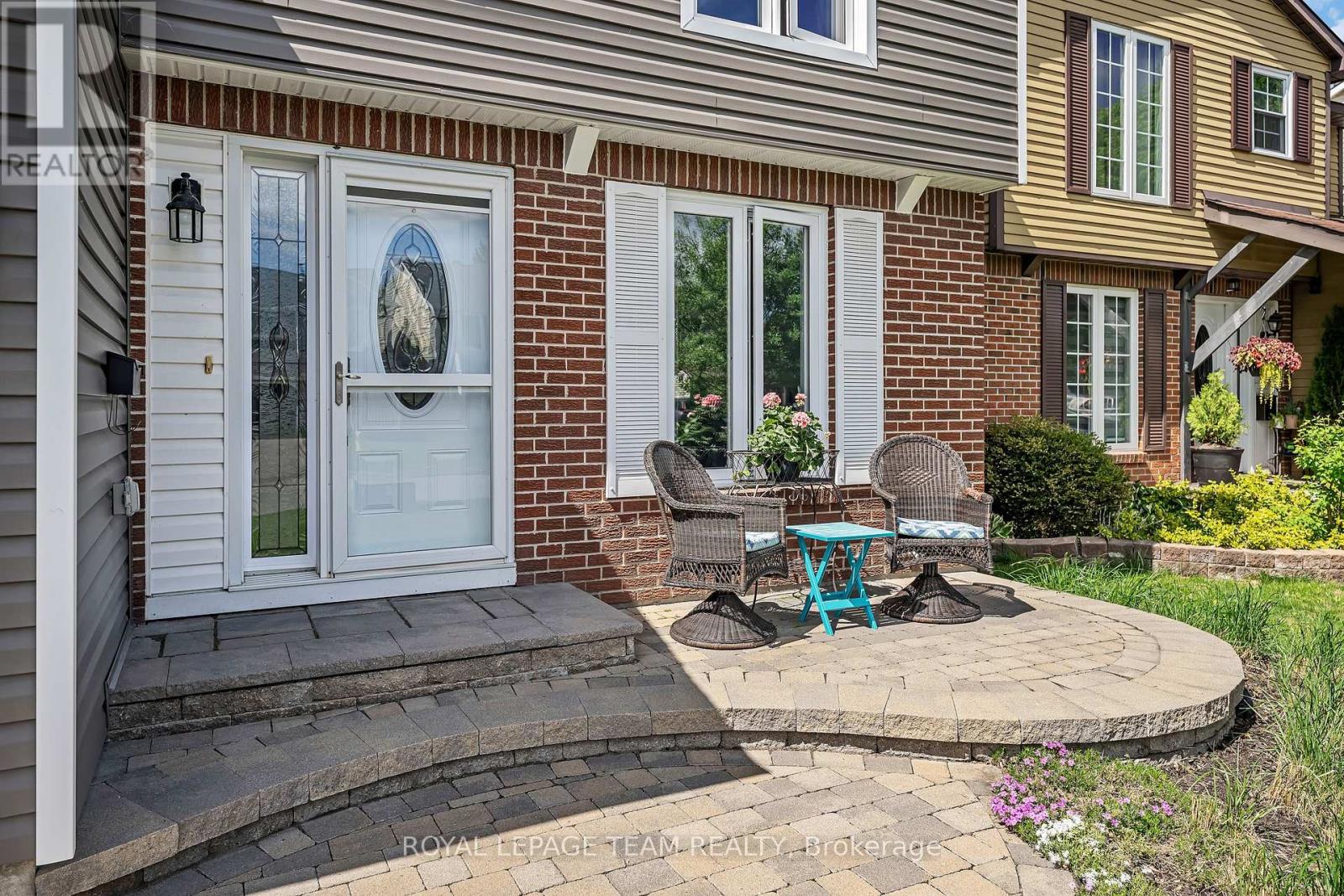 99 Melanie Crescent, Ottawa, Ontario K2L 2E4 - Photo 3 - X13159986