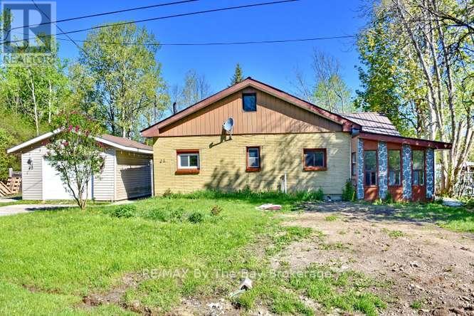 21 BRAESIDE STREET, Collingwood, Ontario