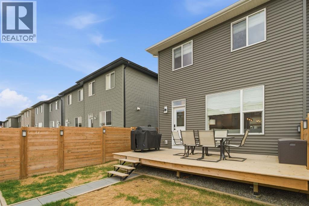 77 Wolf Gate, Okotoks, Alberta  T1S 5T9 - Photo 32 - A2311588