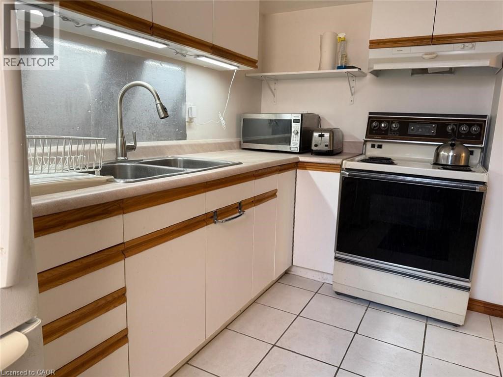 308 Evergreen Crescent Unit# Basement, Oakville, Ontario  L6H 4T7 - Photo 9 - 40830368