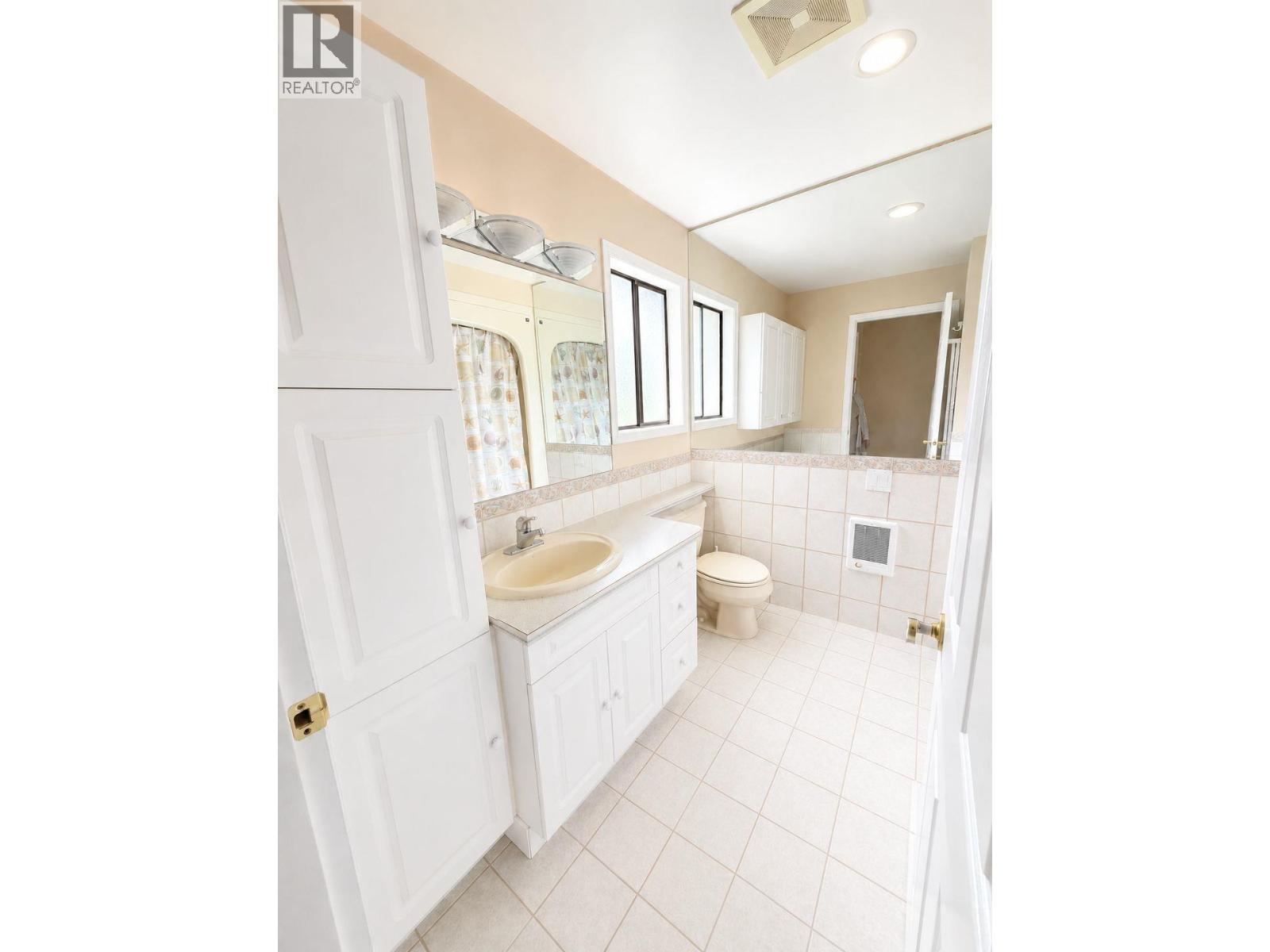 297 54th Street, Delta, British Columbia  V4M 3G6 - Photo 10 - R3126081