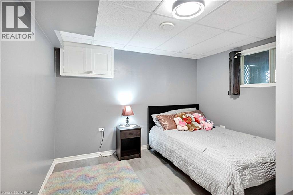 16 Sandlewood Avenue, Brantford, Ontario  N3V 1C6 - Photo 25 - 40824211
