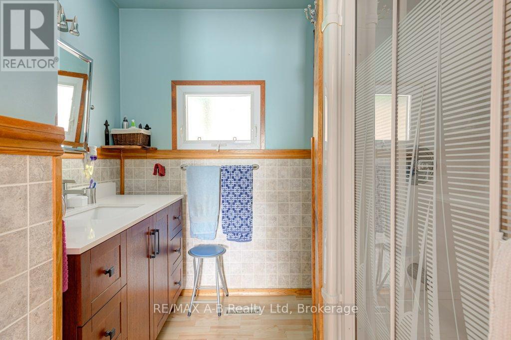 304 Douglas Street W, Stratford, Ontario  N5A 5R3 - Photo 16 - X13159970