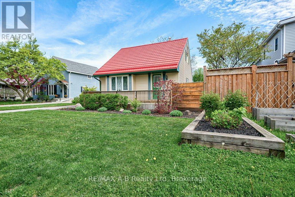 304 Douglas Street W, Stratford, Ontario  N5A 5R3 - Photo 2 - X13159970