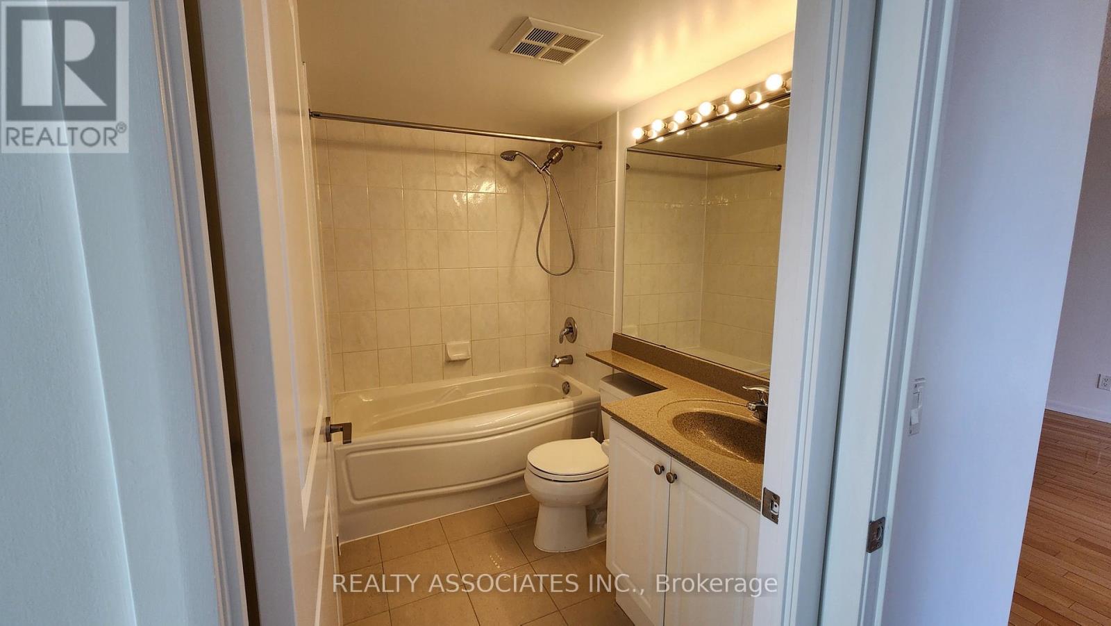2109 - 4978 Yonge Street, Toronto, Ontario  M2N 7G8 - Photo 13 - C13159972