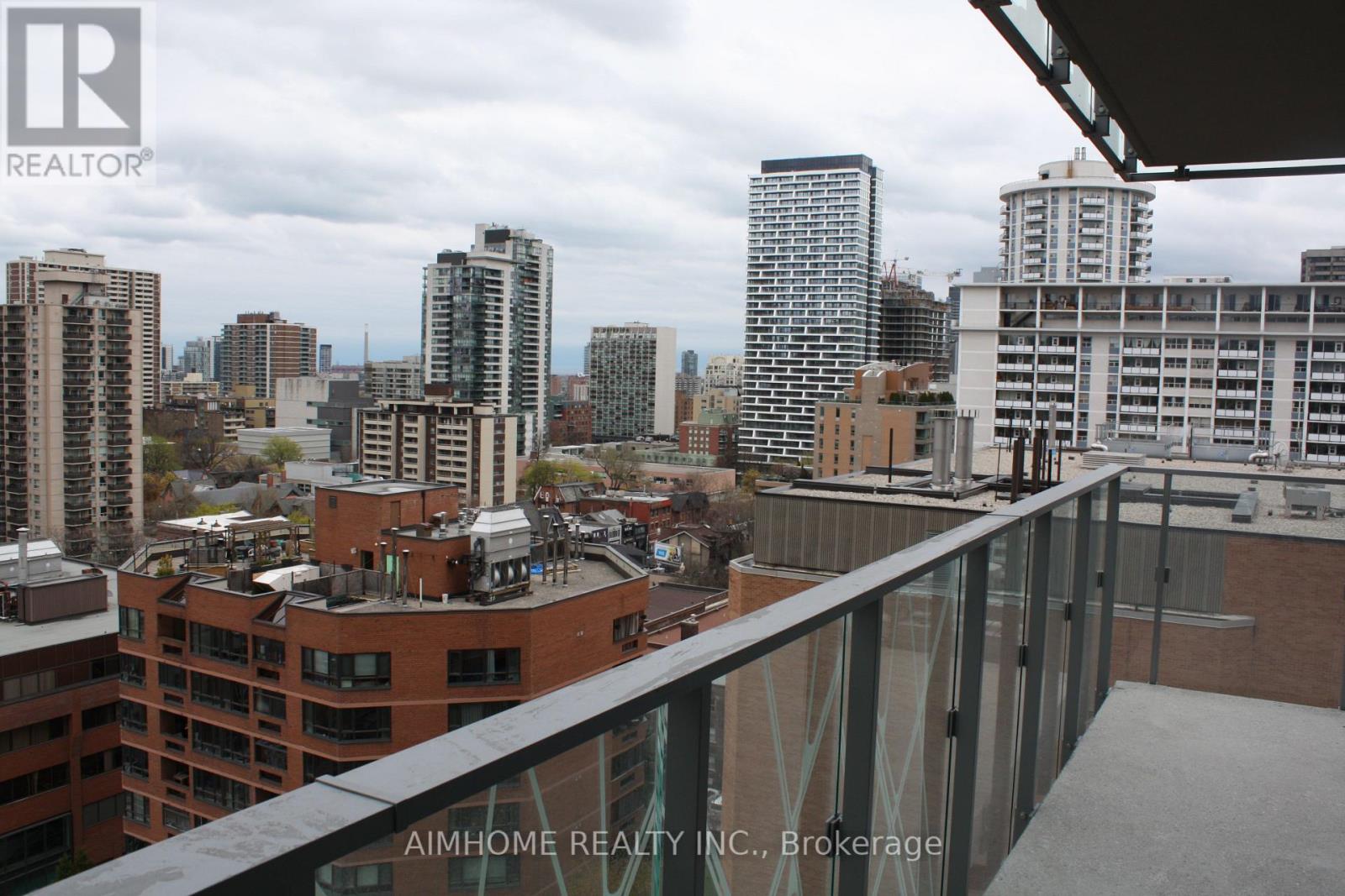 1608 - 50 Wellesley Street E, Toronto, Ontario  M4Y 1G2 - Photo 2 - C13160012