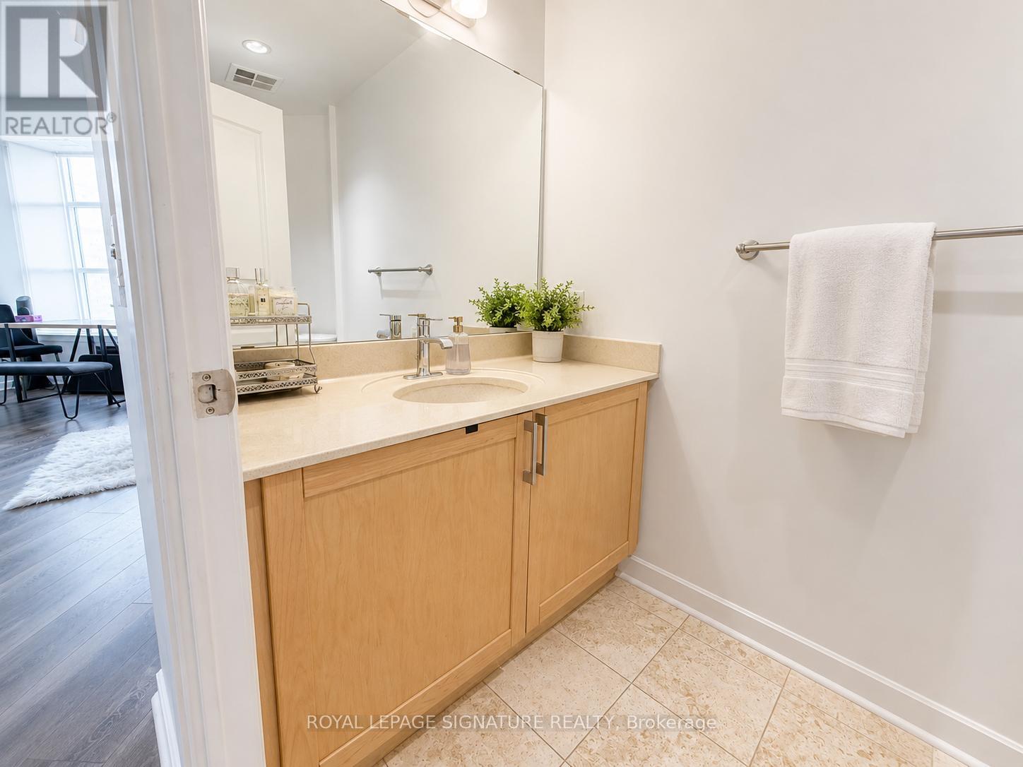 907 - 438 Richmond Street W, Toronto, Ontario  M5V 3S6 - Photo 11 - C13160022