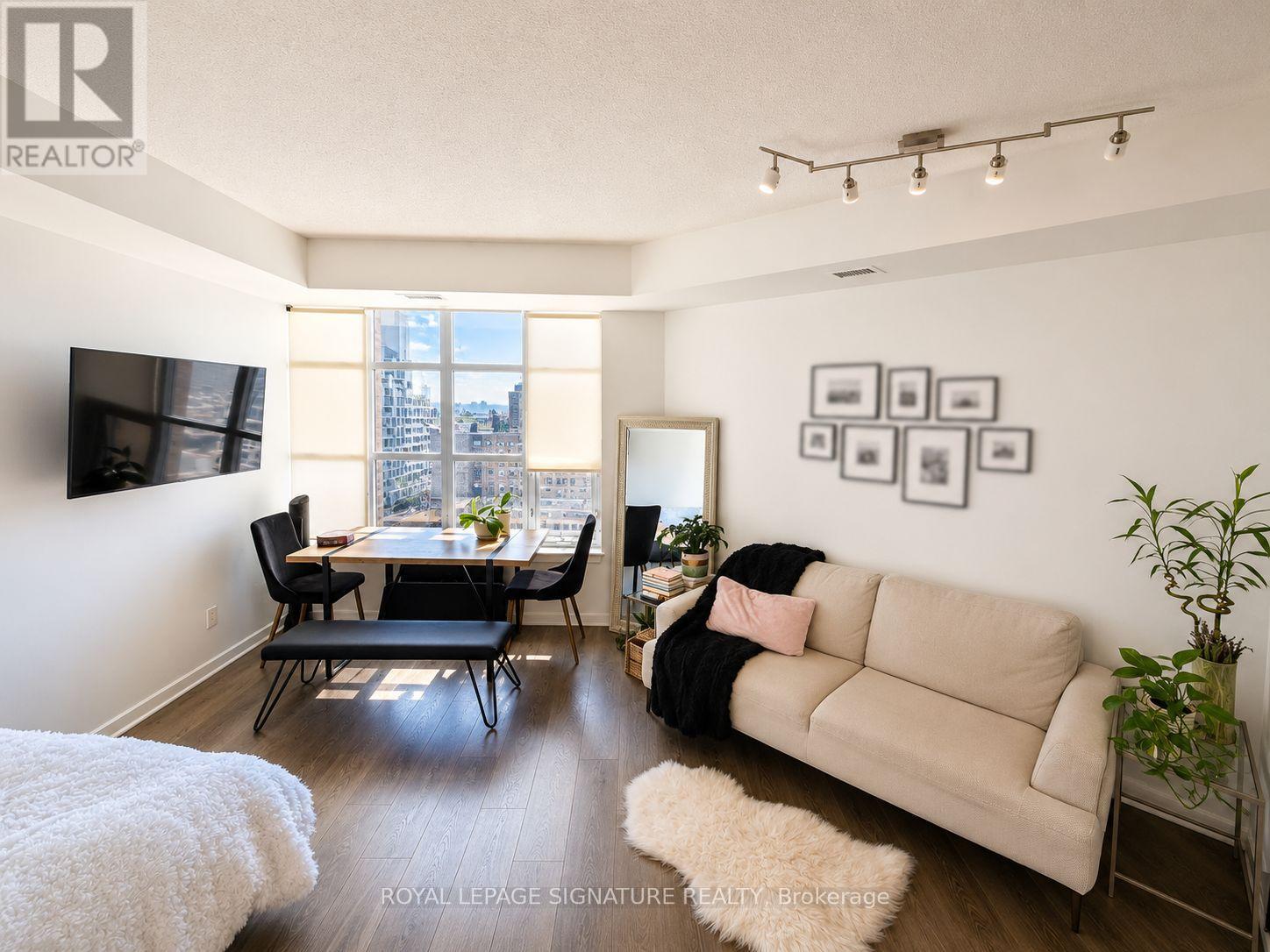 907 - 438 Richmond Street W, Toronto, Ontario  M5V 3S6 - Photo 4 - C13160022