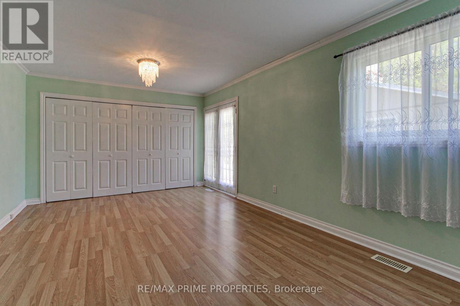 63 Ruta Crescent, Georgina, Ontario  L4P 1C5 - Photo 13 - N13160040