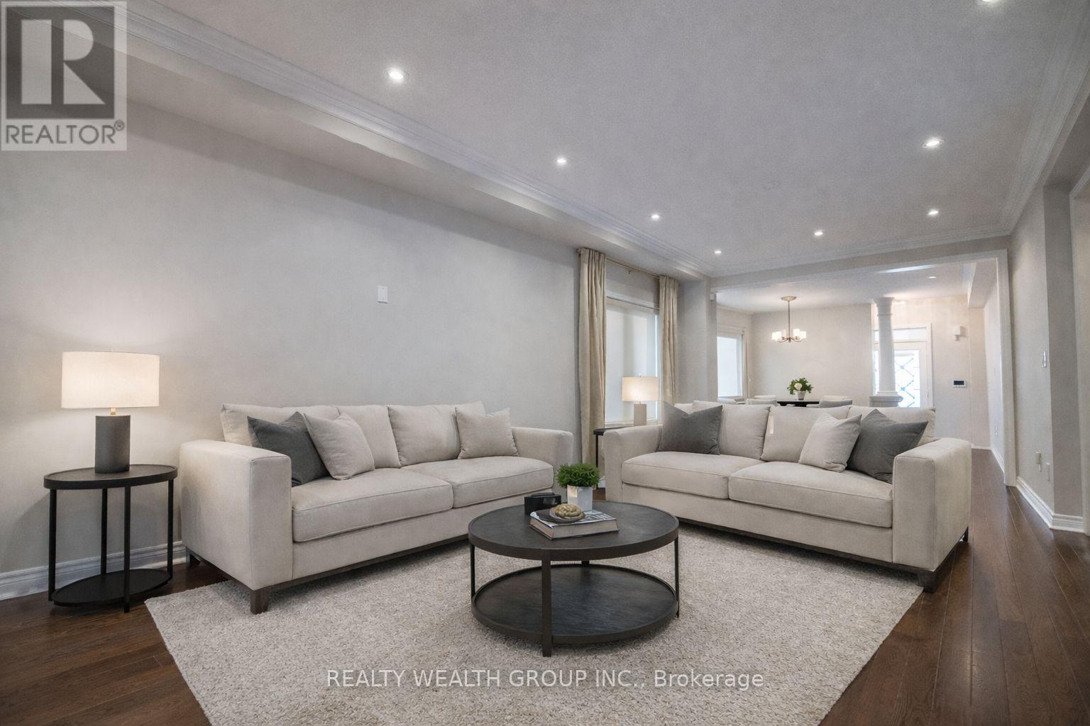 32 Rock Elm Court, Vaughan, Ontario  L6A 4C2 - Photo 4 - N13160044