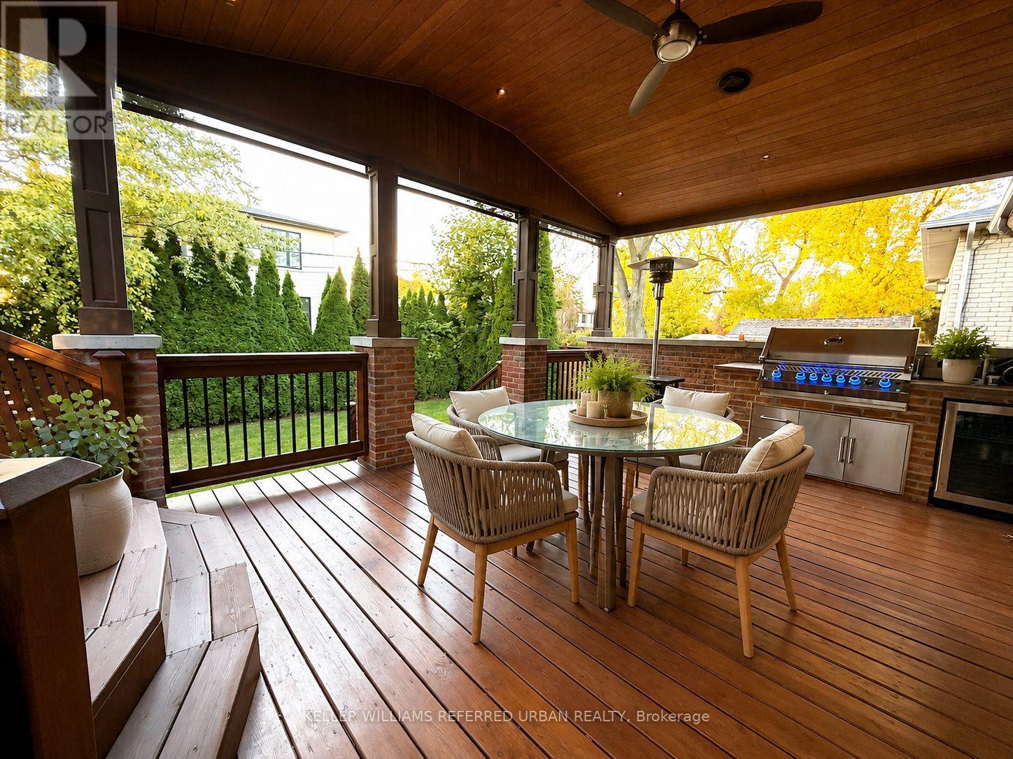 72 Laurel Avenue, Toronto, Ontario  M9B 4T2 - Photo 36 - W12490028