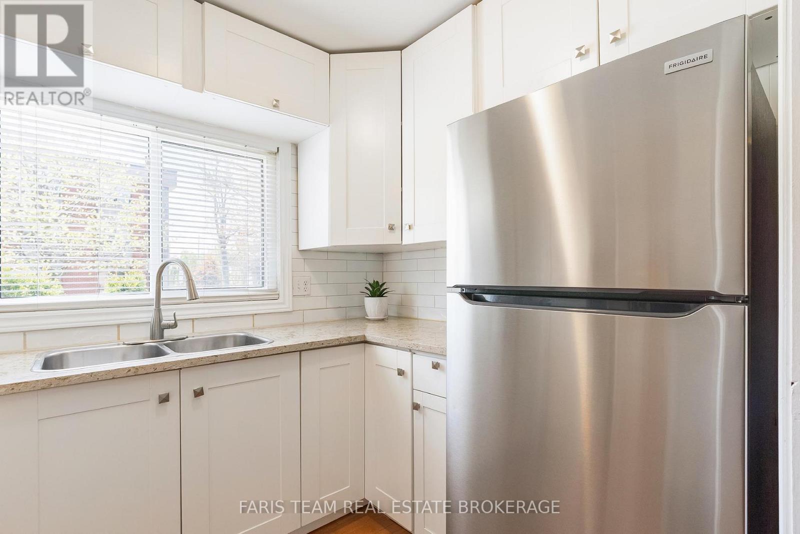 289 Mississaga Street W, Orillia, Ontario  L3V 3B7 - Photo 6 - S13160038